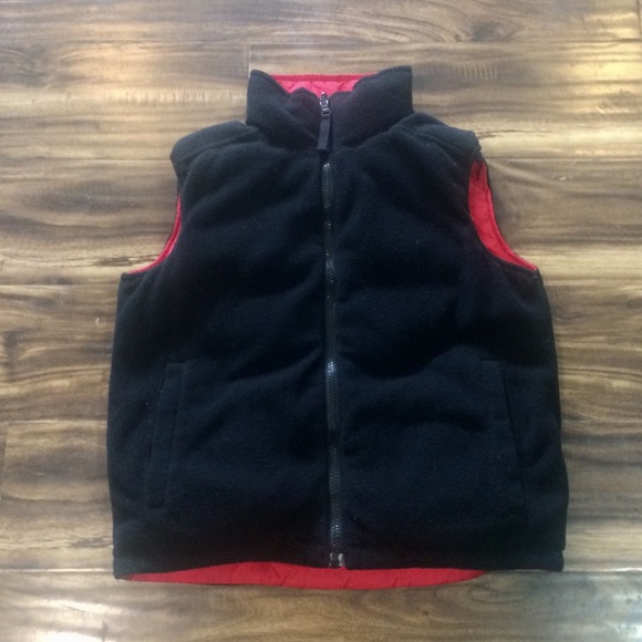 SOLD Cabela’s Boys Puffer Winter Vest S 6/7 - Picture 2 of 2